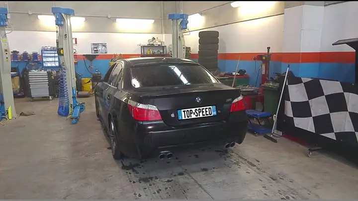 Scarico completo per Bmw 525d realizzato da Top Speed Garage e composto da:

– d…