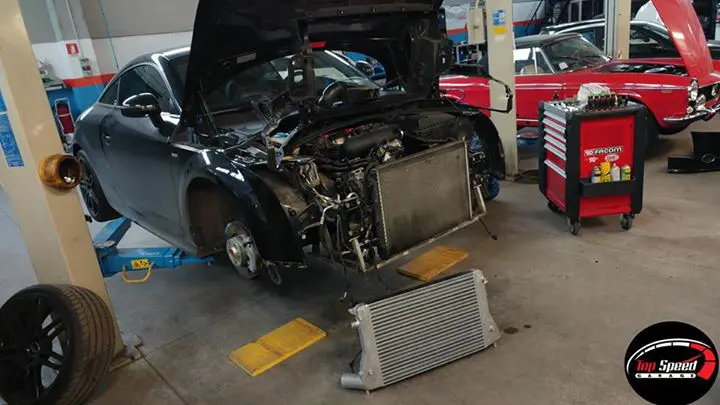 La Batmobile in versione Transformers!

Intercooler in arrivo….

Rimanete sint…